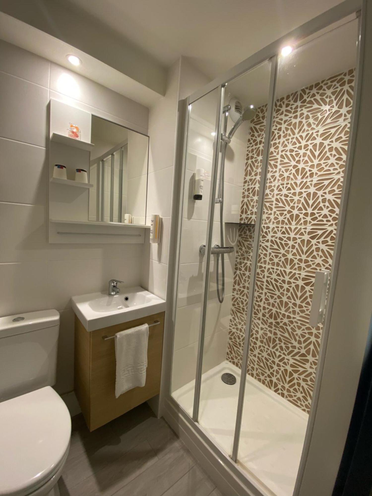 Hotel Le Pavillon De Saint-Lo - Anciennement Lunotel מראה חיצוני תמונה
